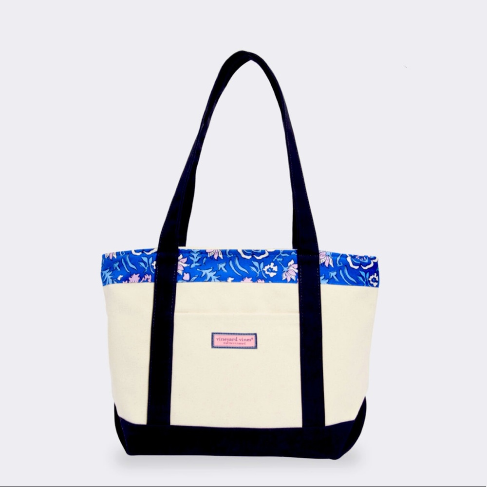Vineyard Vines Anegada Floral Classic Print Canvas Tote